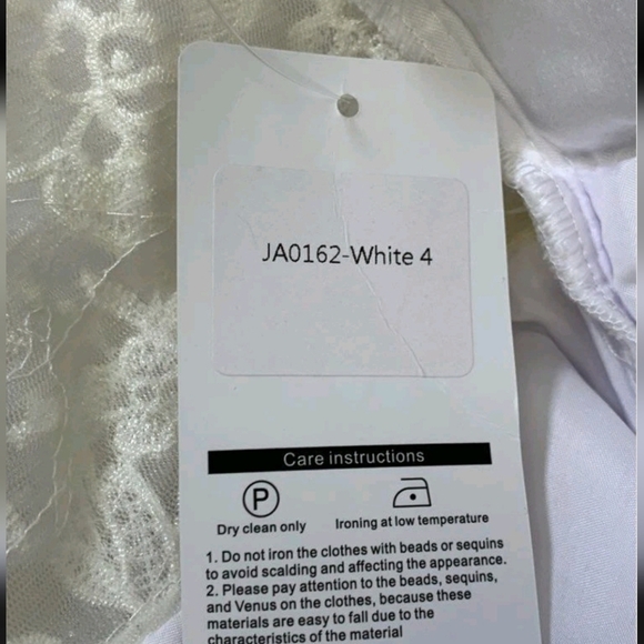 New!!! Tags!! Elegant White Wedding Lace Long Sleeve Dress Sz 18 - Picture 8 of 15
